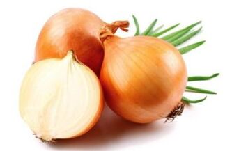 Manger des oignons aidera à combattre l’infection par la prostatite.